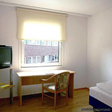 Vahrenwalder Hotel הנובר מראה חיצוני תמונה